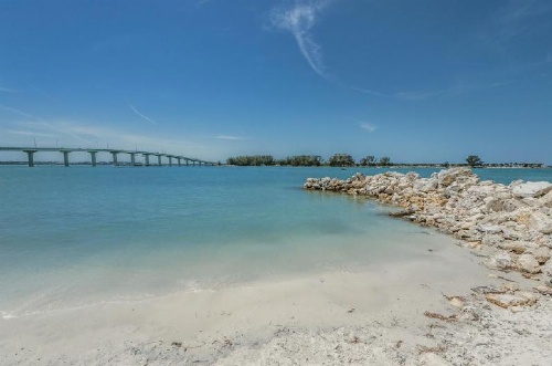 DreamView Beachfront Hotel & Resort image 35