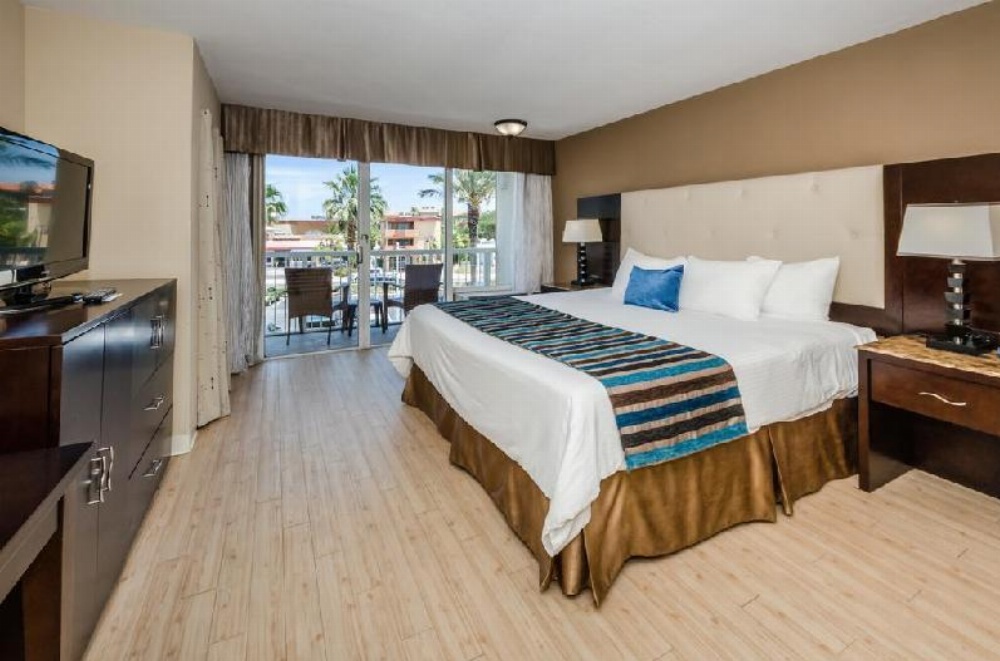 DreamView Beachfront Hotel & Resort